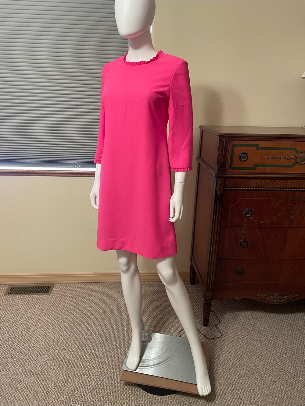 Kate Spade New York Dizzy Vibrant Hot Pink Ruffle-Trim Mini 8 Shift Dress